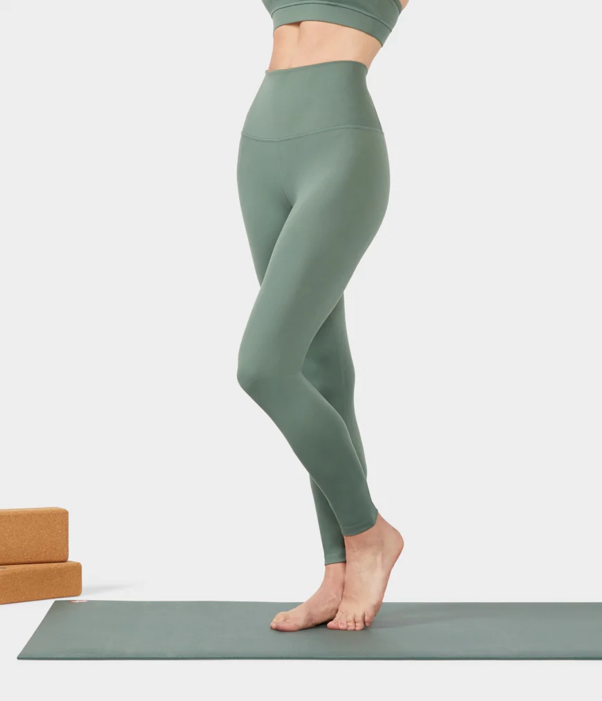 Women\'s Manduka ESSENCE Leggings Green | 9529692