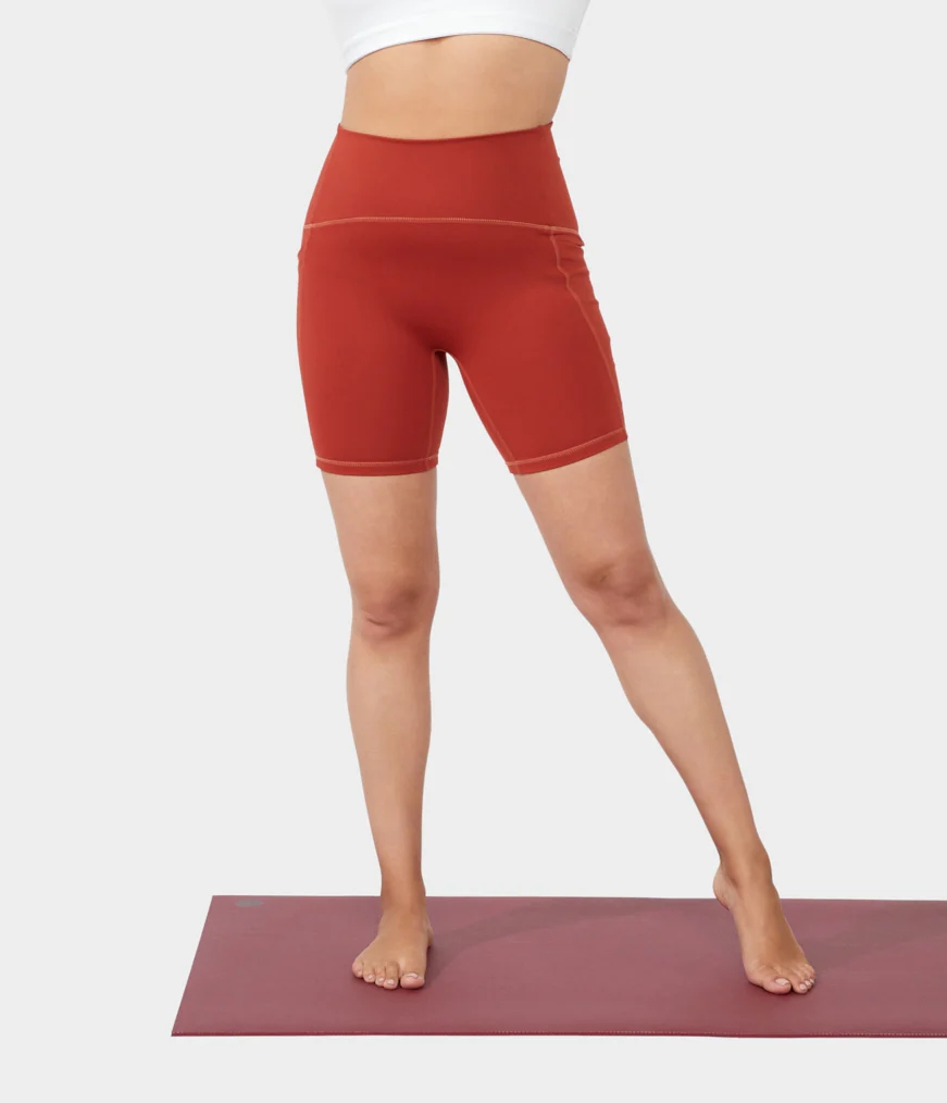 Women's Manduka PRESENCE Shorts Red | 8447642